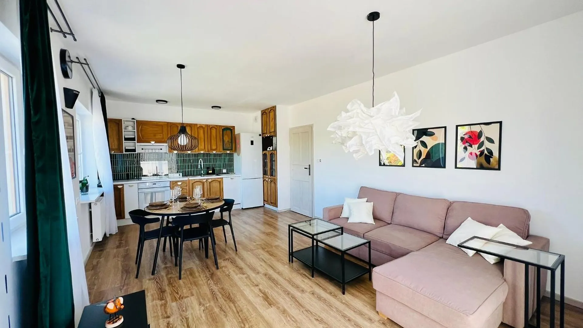 ורוצלב Klimatyczny Apartament Zlotniki פולין