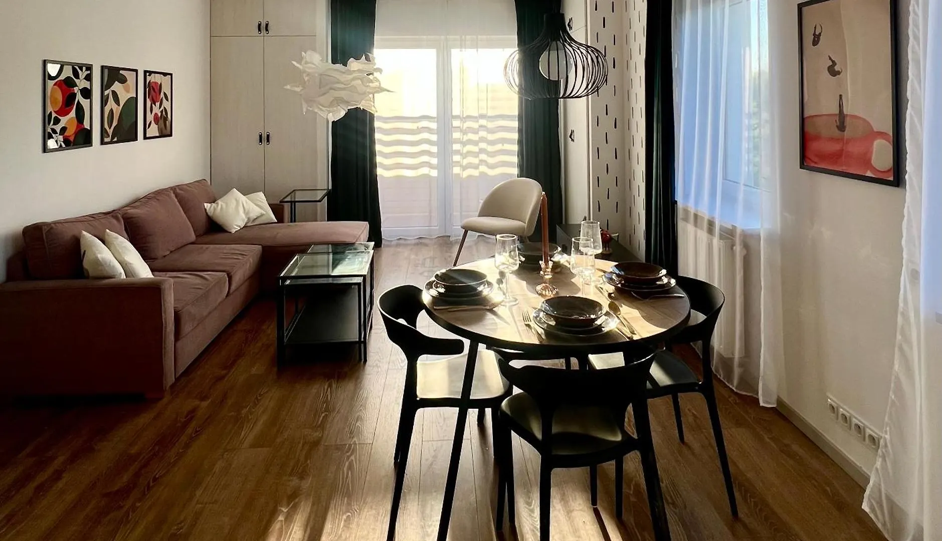 ורוצלב Klimatyczny Apartament Zlotniki 0*,  פולין
